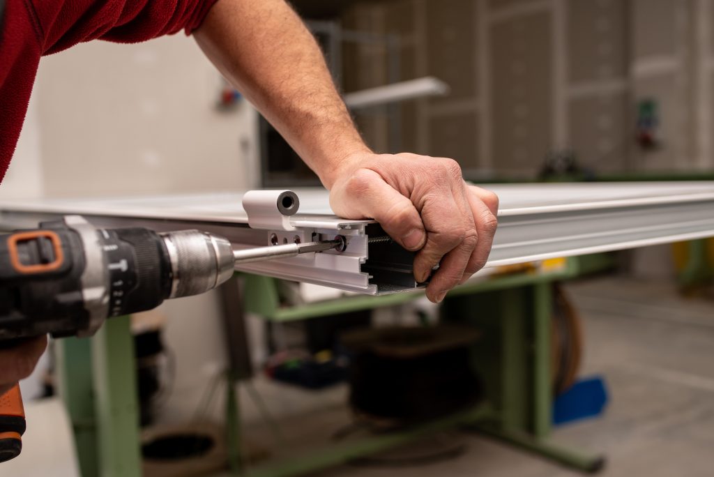 Stainless Steel vs. Iron: Choosing the Right Metal for Your Stairs and Rails